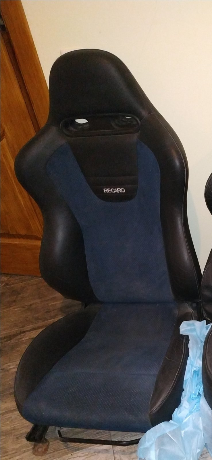 RECARO 2