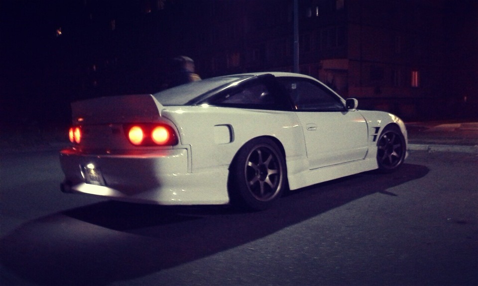 Ducktail Rocket Bunny 5