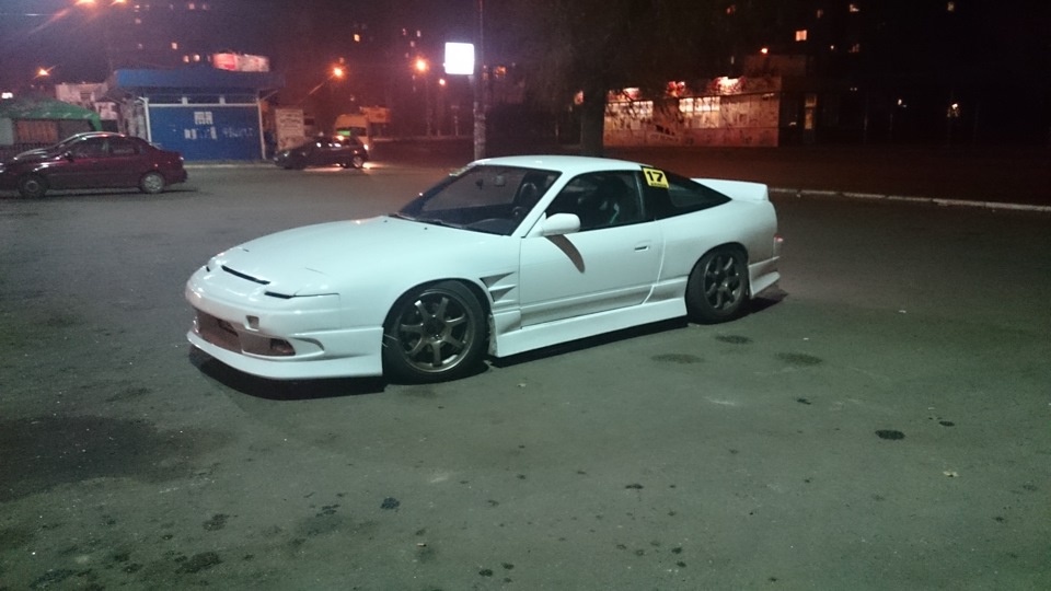 Ducktail Rocket Bunny 4