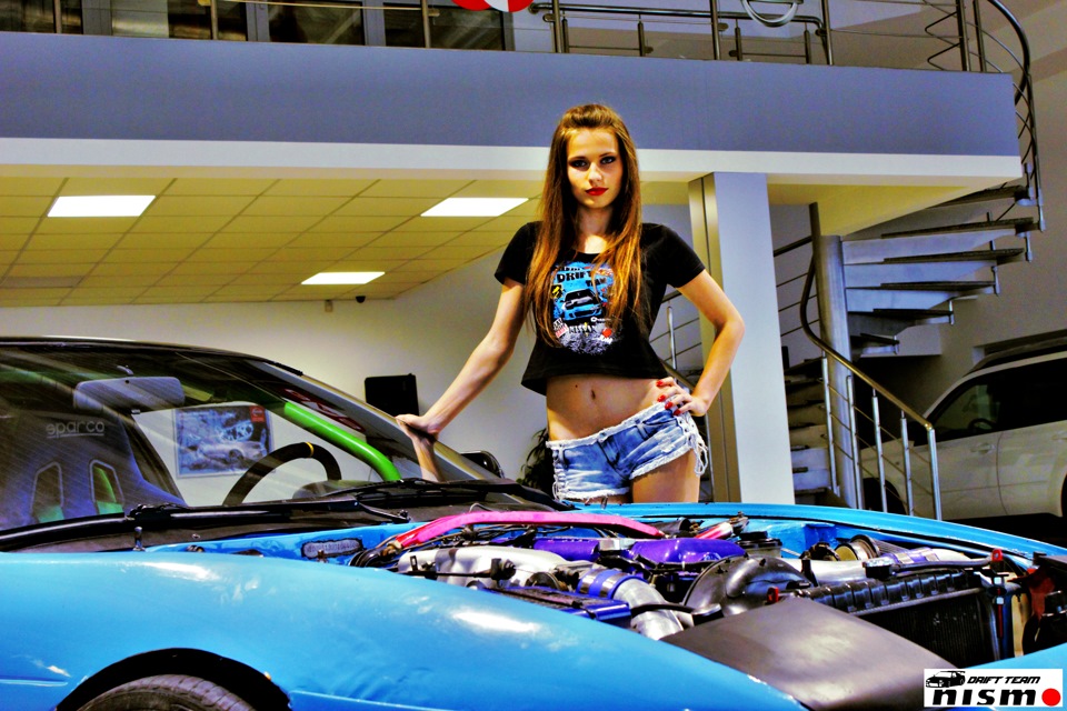 VIKKI + NISMO 200SX = SEX) 3