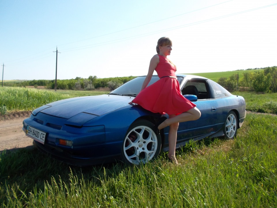 ДІВЧИНА СЕРГ МАРТІН 1