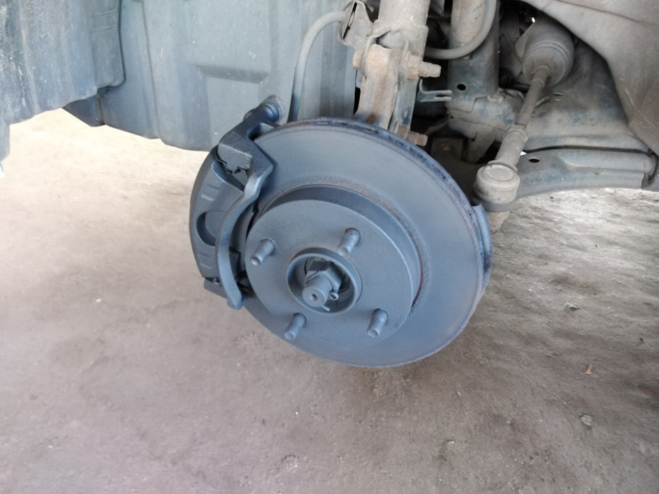 Подкрилок, фарбування гальм та докатка 114.3x4 Kumho 5