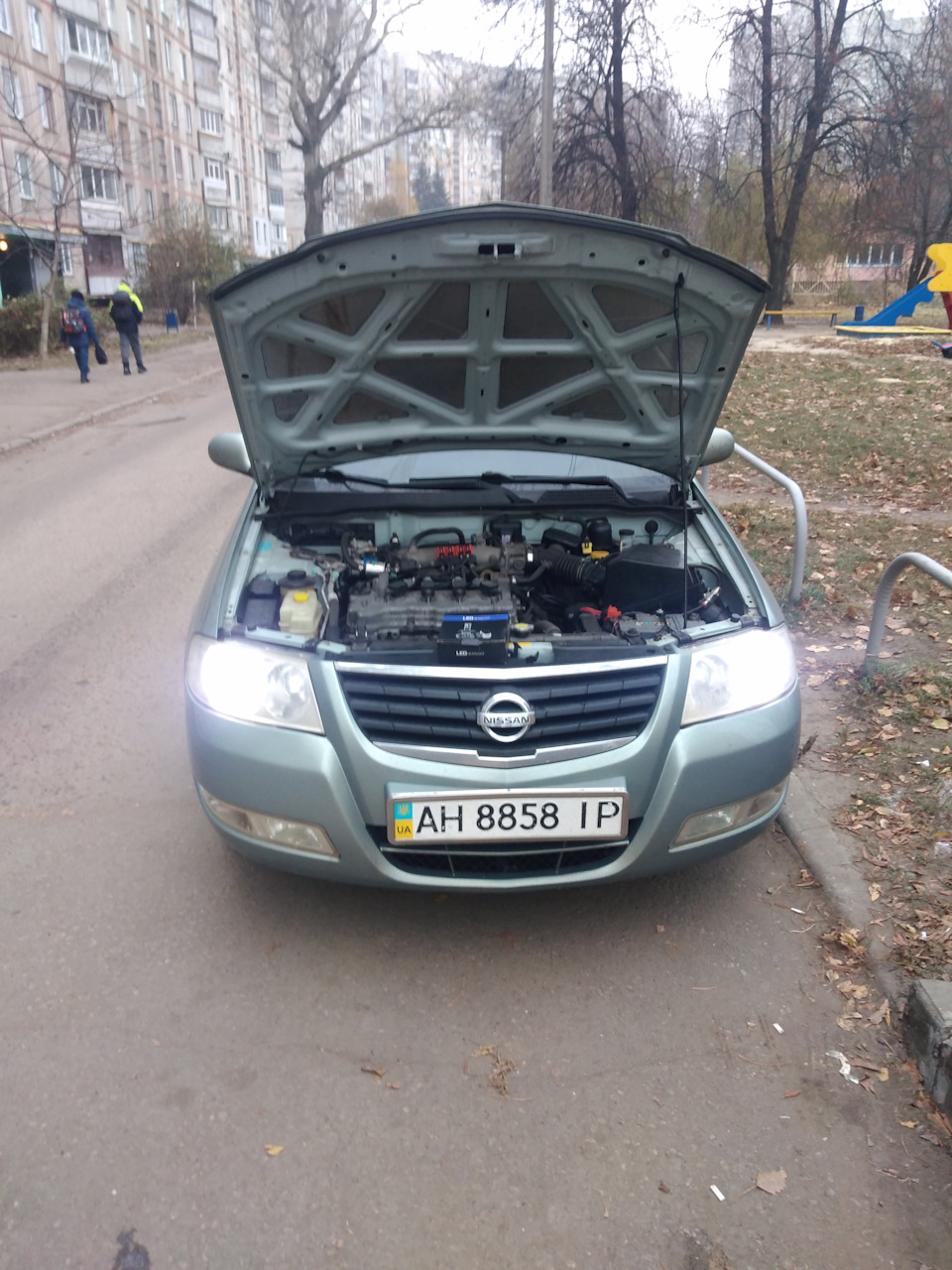 Заміна ламп ближнього світла led h7 2