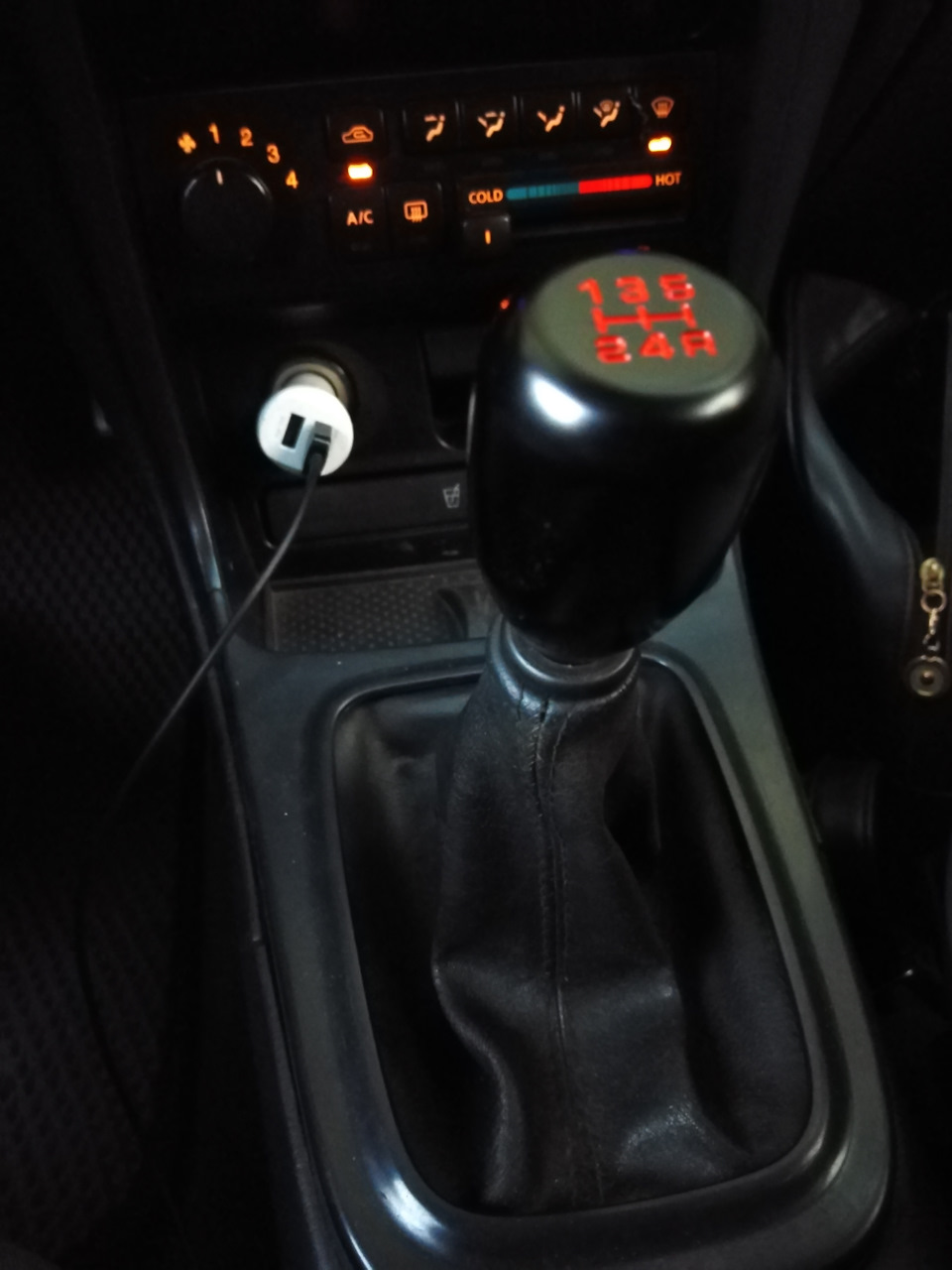 Заміна ручки Мкпп Nissan Almera Classic 3