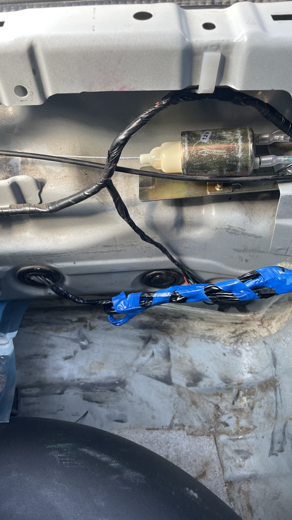 Парктронік на 8 датчиків Nissan Almera classic 4