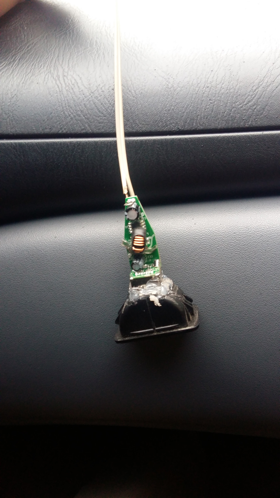 Заряджання USB в авто, на швидку руку 4