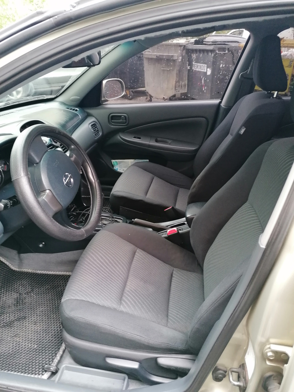 передні сидіння від Camry в Nissan Almera (частина 4) фінал 3