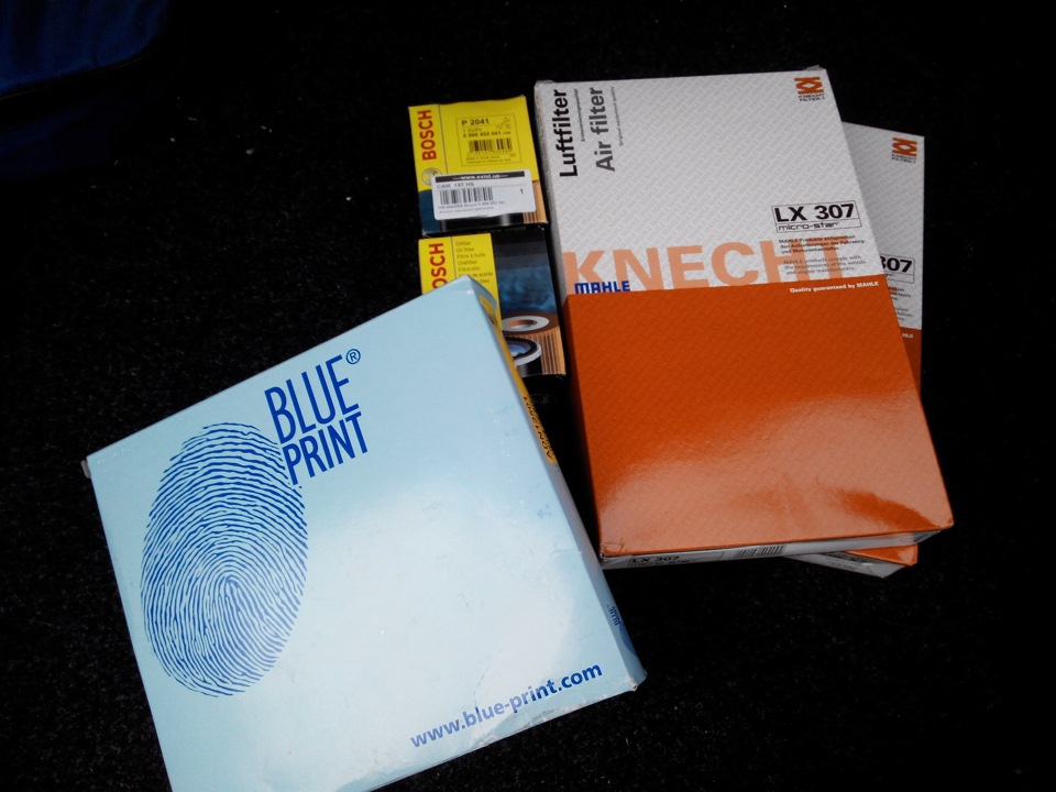 Заміна фільтра салону на Blue Print ADN12501 1