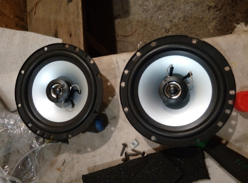 Kicx PD 652 + шумівка задньої полиці 4