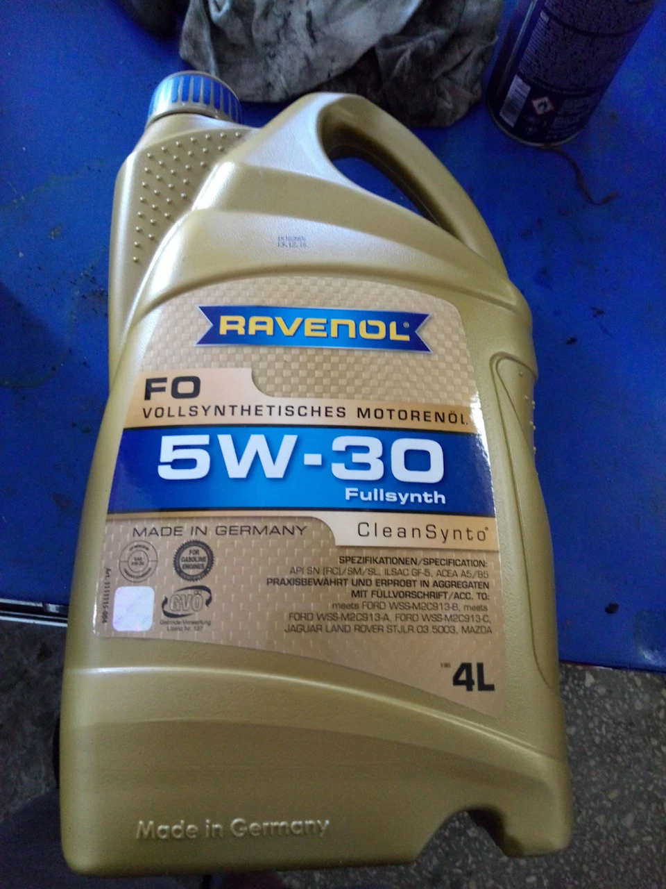 Заміна мастила Ravenol FO - 5w30
