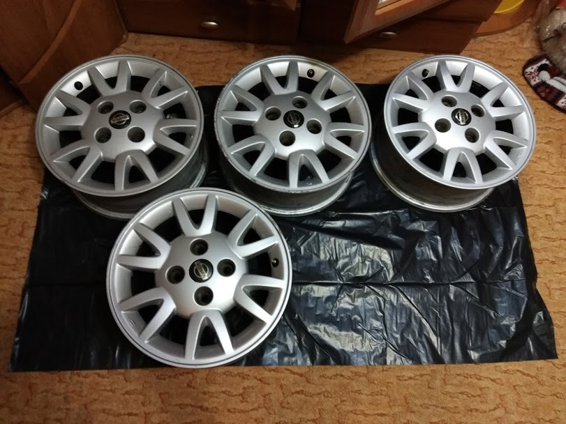 придбання до літа R15 2
