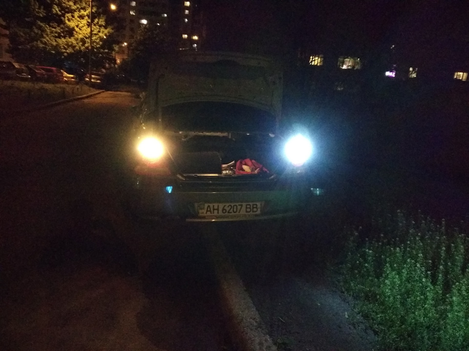 Заміна лампочок у габаритах та задньому ході LED 4