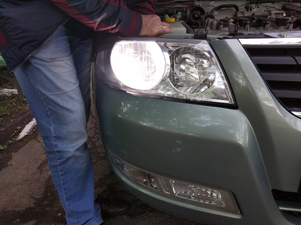 Заміна лампочок у габаритах та задньому ході LED 2
