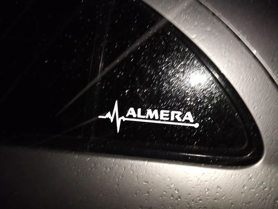 Вінилова наклейка ALMERA
