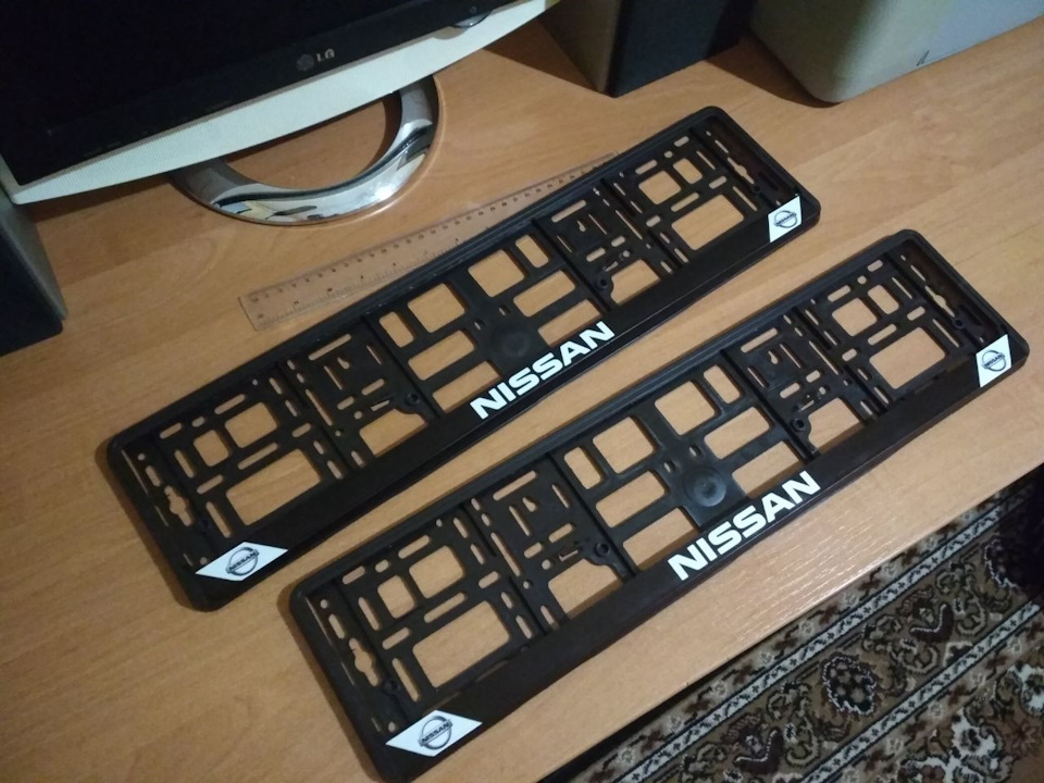 Заміна рамки номерного знака Nissan Almera Classic 2