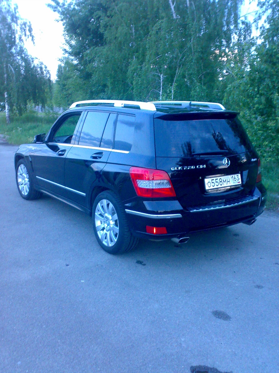 Приїхав дядько на Mercedes-Benz GLK 4