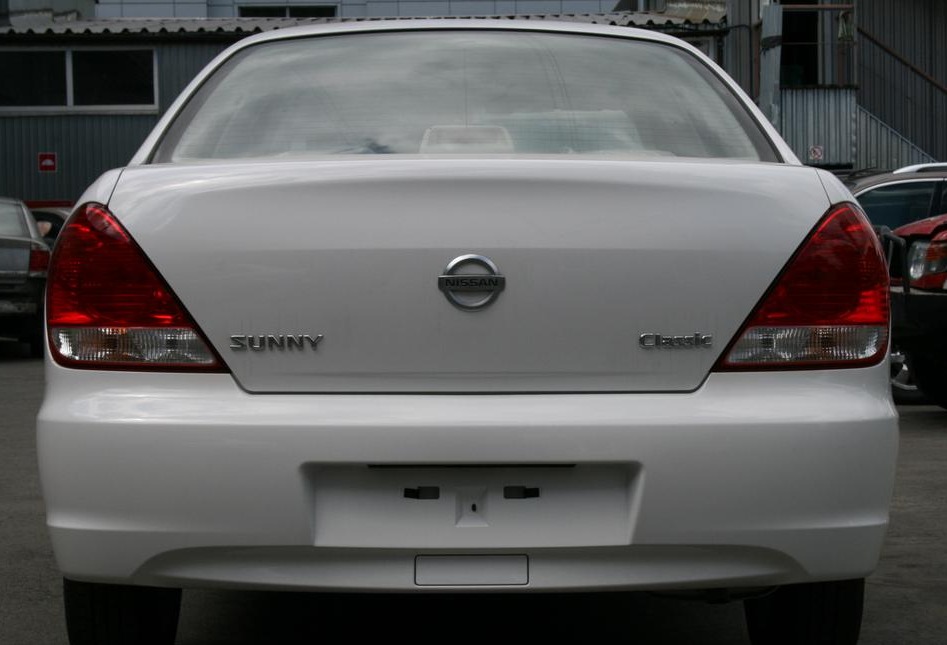 Новий Nissan almera(sunny)classic 3