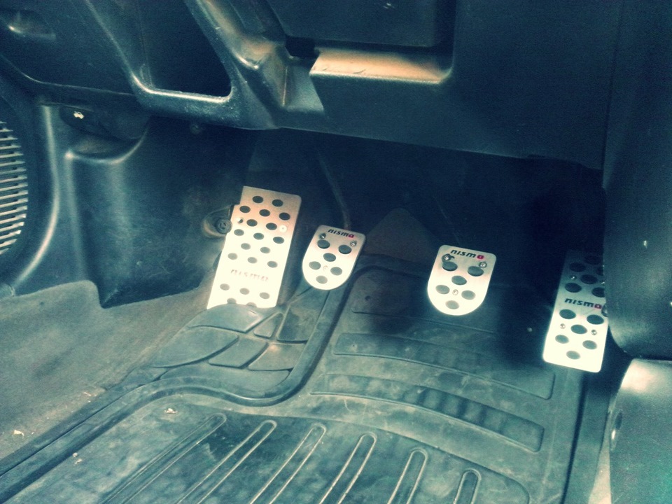 Nismo накладки 2