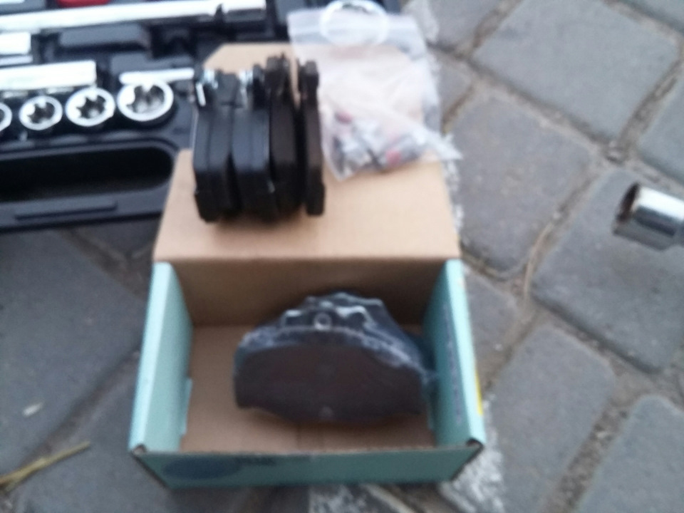 Задні колодки 1