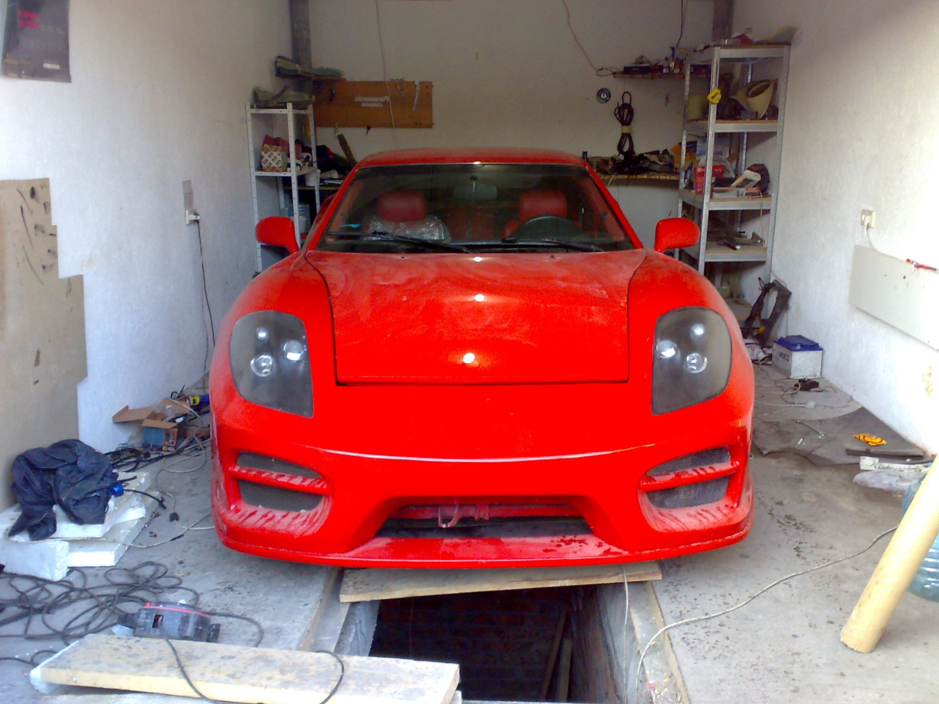 БУВ DODGE СТАВ FERRARI 5