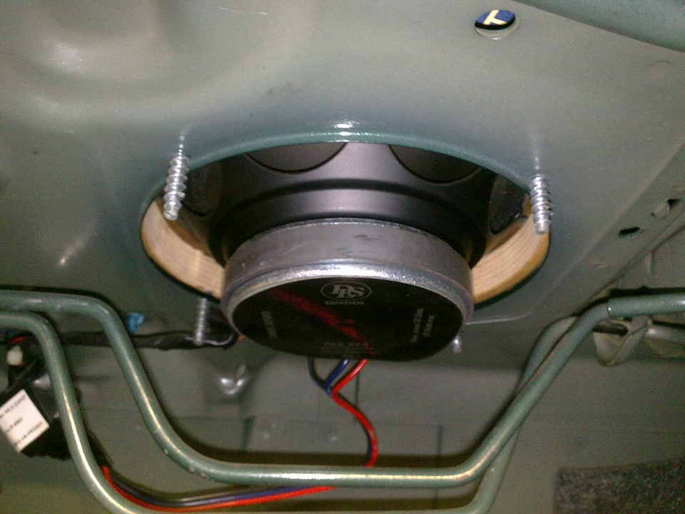 Задня полиця або спонтанне прибирання) 1