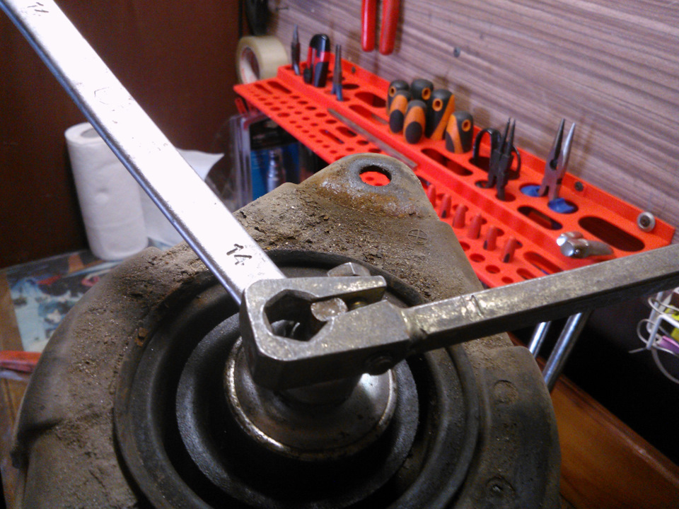 Проставки під задні пружини 5