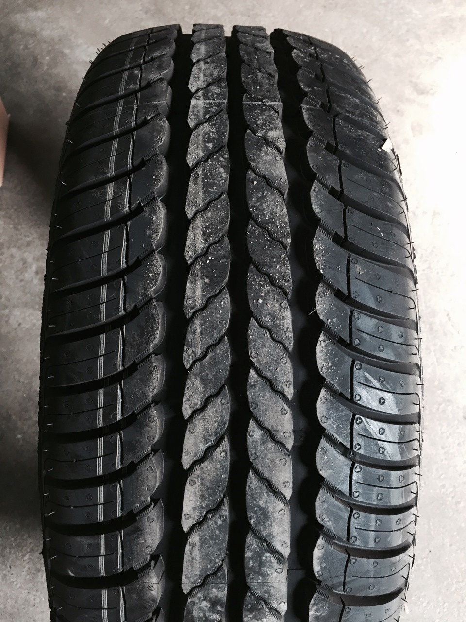 Goodyear optigrip 205/50 r16 2