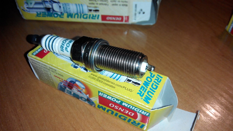 Свічки запалювання Denso 2