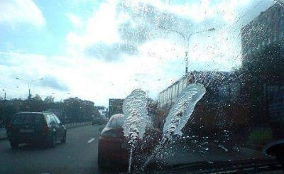 Заміна насоса склоомивача та встановлення клапанів зворотного ходу види склоочисника 1