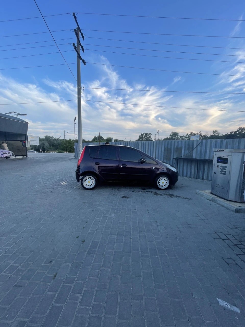 Mitsubishi colt