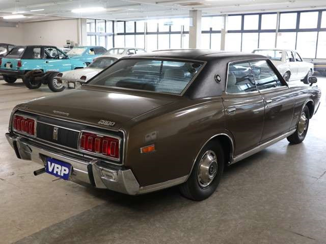 Japan! Nissan Cedric 230 3