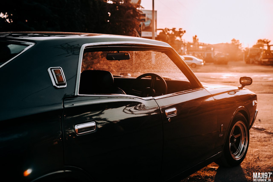 Nissan Cedric 331 2