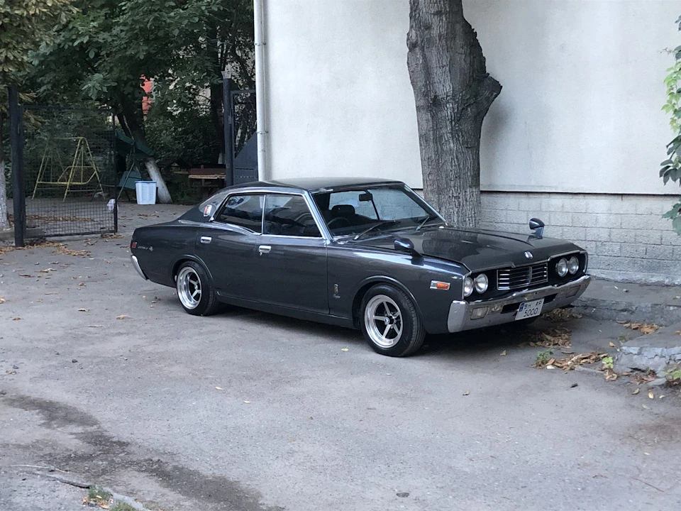 Ходова Nissan Cedric 331