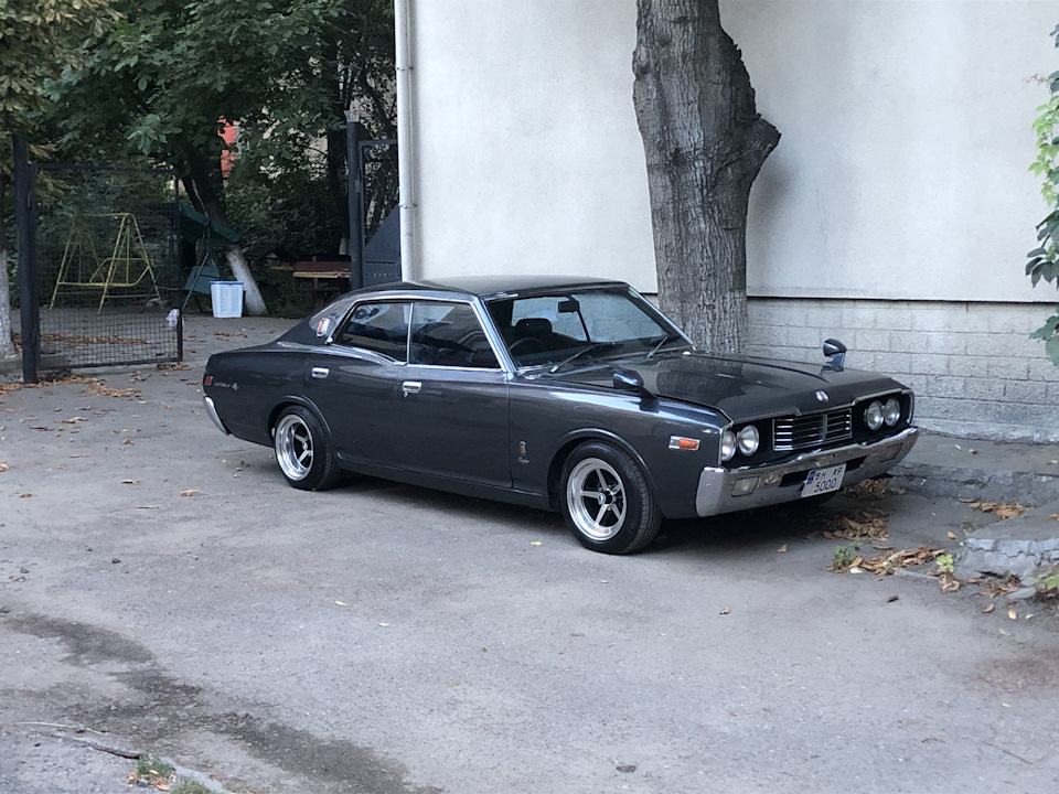 Ходова Nissan Cedric 331 1