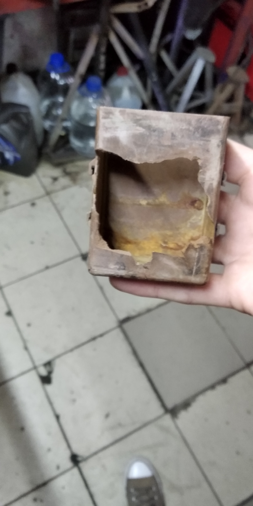 Збентежено 5