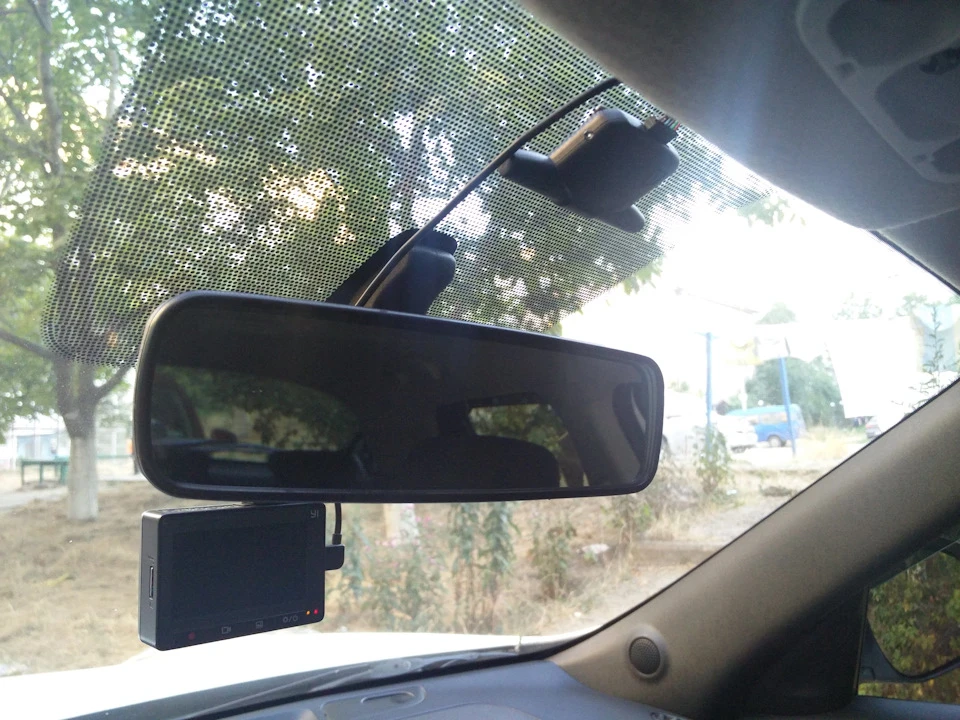 Xiaomi Yi 1080P Car WiFi DVR