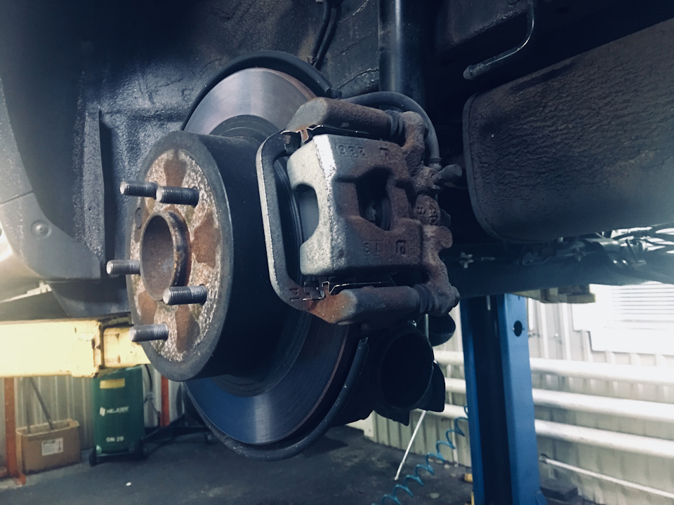 07 Гальмівні диски, колодки та рідина Brembo (всередині питання) 3
