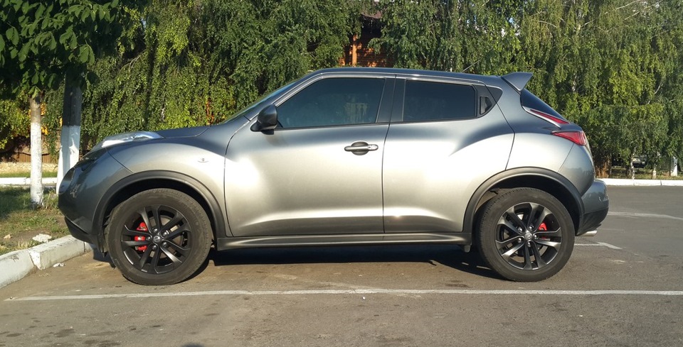 Накладки на задні фари NISSAN JUKE. 3
