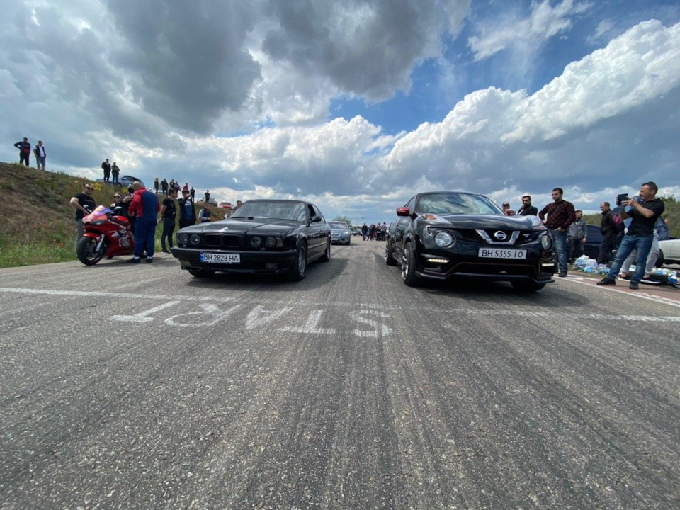 Juke 1.6t, Beetle 2.0t st1/5, E34 540i 2