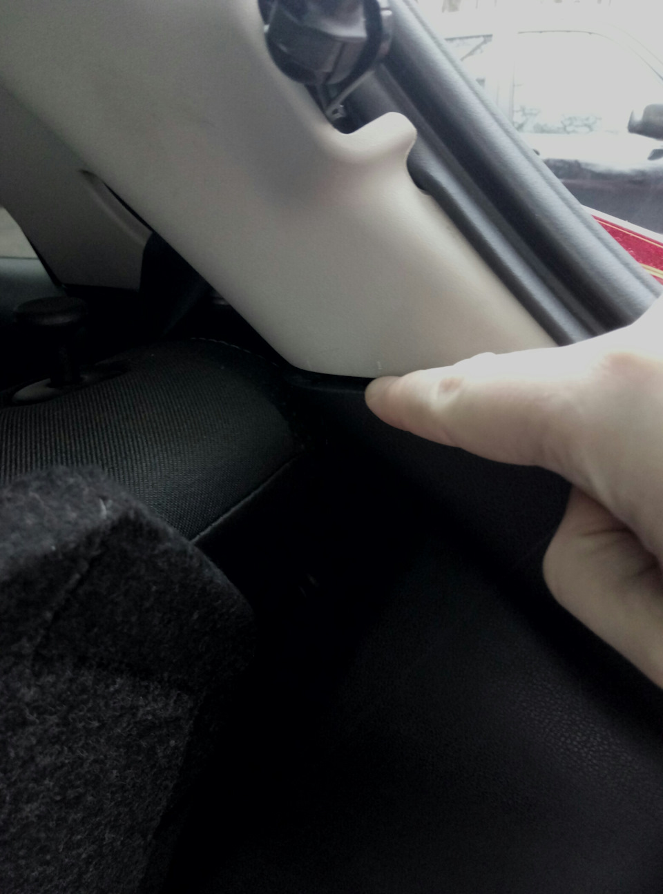 Вилетів пластик із пазів 😕 3