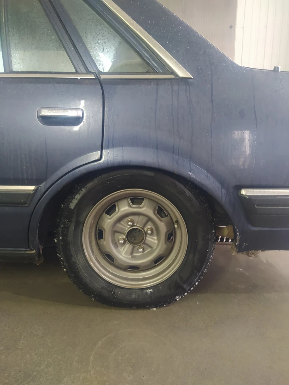 Заміна задніх стійок laurel