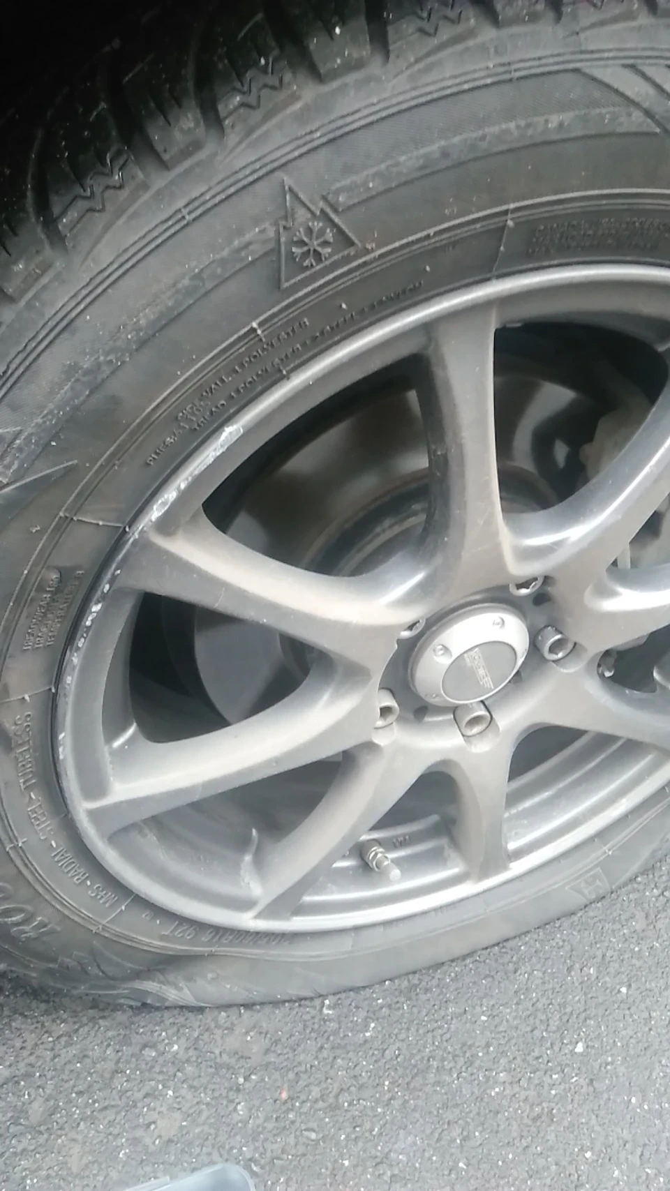 Nissan Leaf заміна/додавання/позиціонування датчика тиску шин (TPMS)