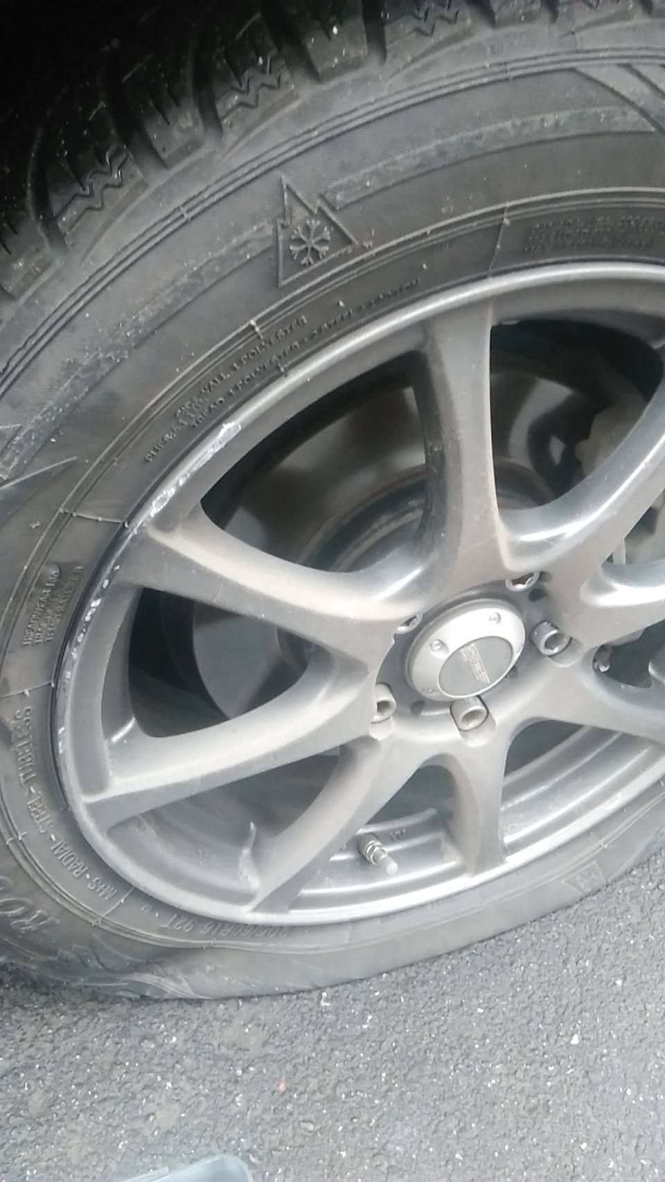 Nissan Leaf заміна/додавання/позиціонування датчика тиску шин (TPMS) 1