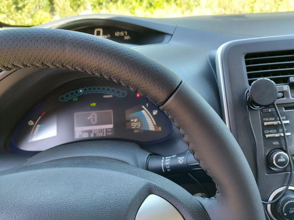 Перетяжка Керма Nissan Leaf із збереженням підігріву. 2