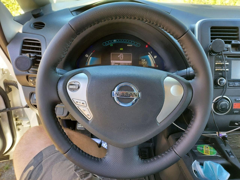 Перетяжка Керма Nissan Leaf із збереженням підігріву. 3