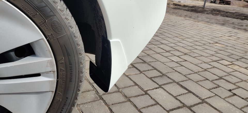 Led ПТФ та оригінальні бризковики Ліф 4