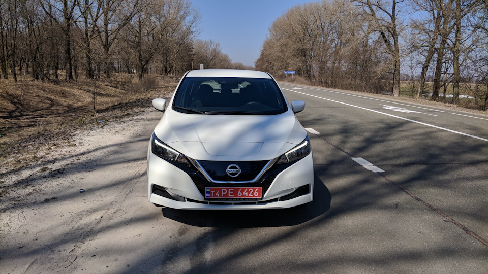 Nissan Leaf 40 kw перший в Україні 3