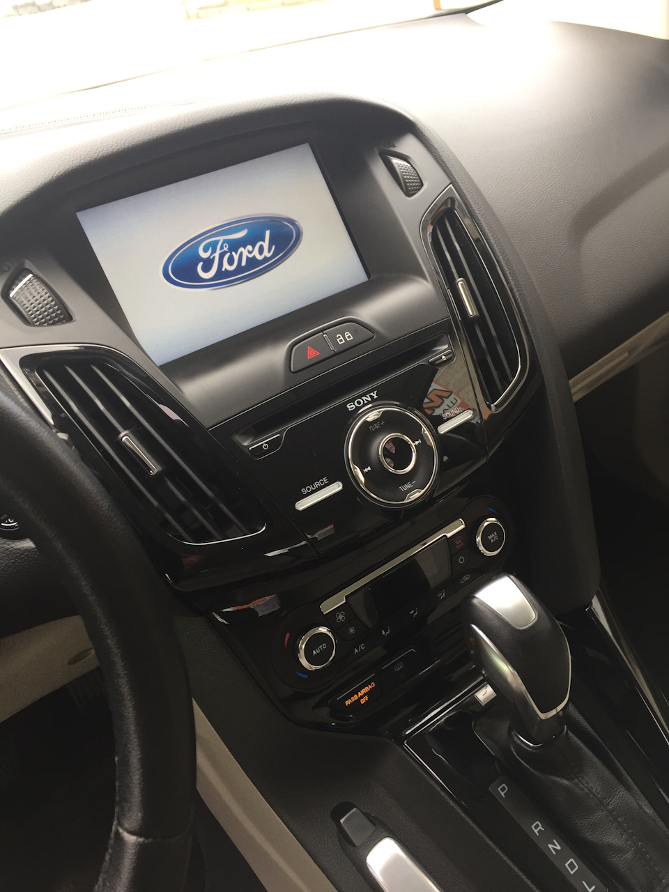 Ford Focus EV кайфую, насолоджуюся, чи такий гарний Nissan Leaf 3