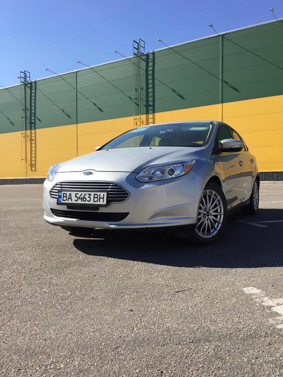 Ford Focus EV кайфую, насолоджуюся, чи такий гарний Nissan Leaf 1