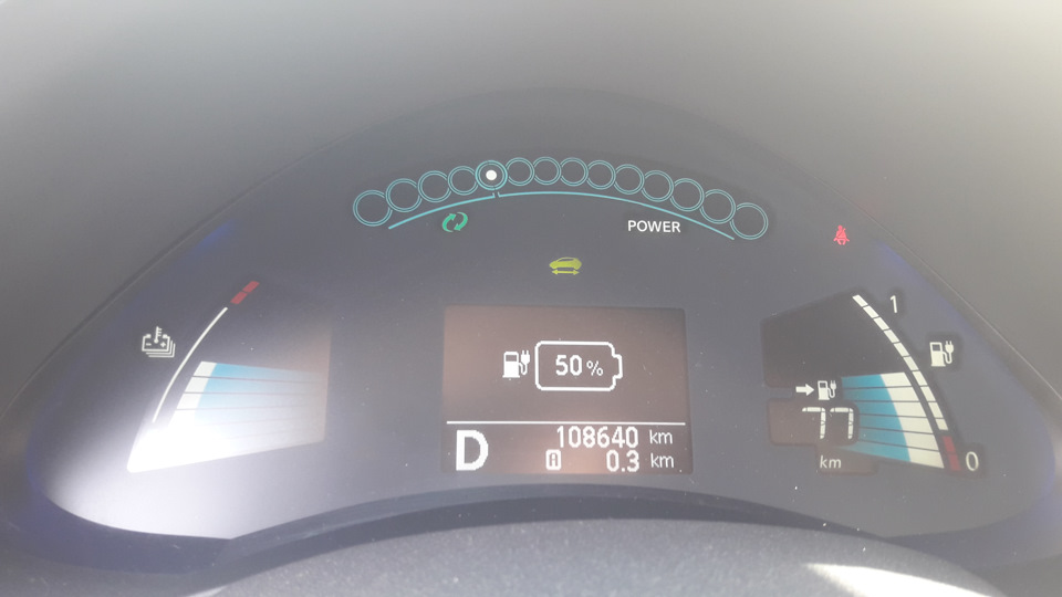Nissan Leaf 2014р.в. 108k. SOH 90%.Графіт. Комплектація S. Ось такою вона була на момент покупки. 2